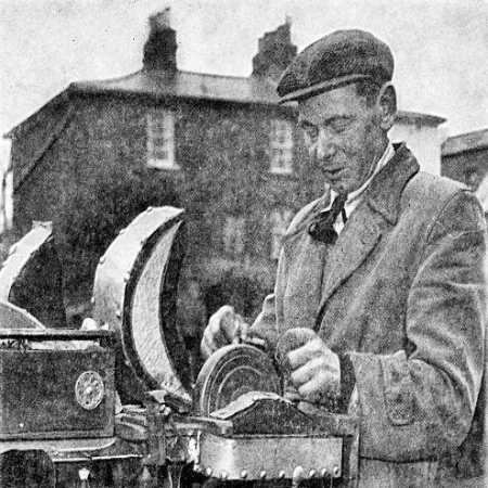 Watford's Knife Grinder